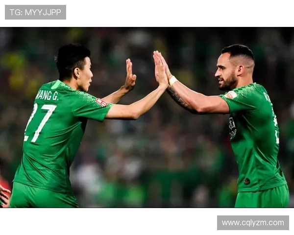 南京飞盘队在城市马拉松积分榜上以62分稳居第一名引领全局